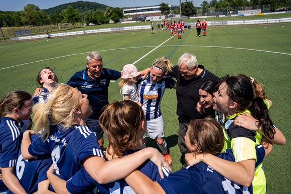 Die Damen des TSV Haubersbronn feiern mal wieder einen ihrer zahlreichen Siege.